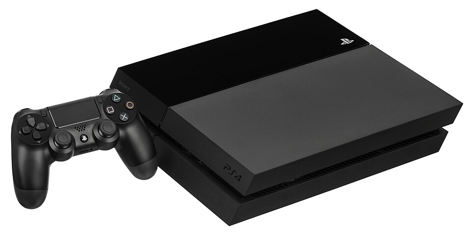PlayStation 4 con mando DualShock 4